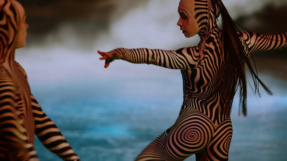 Cirque Du Soleil: Worlds Away