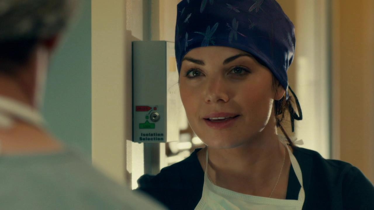 Saving Hope: Everyone Preparing For Surgery Before The Accident