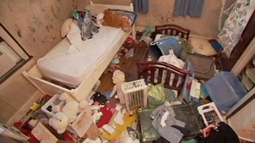 Hoarders: Jennifer & Ron/Jill