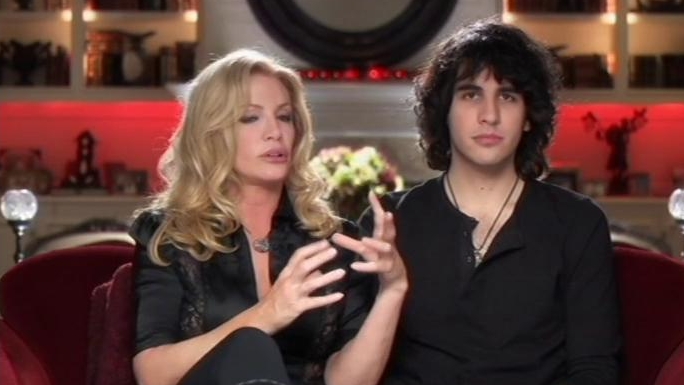 Gene Simmons Family Jewels: Sleeping With The Boss