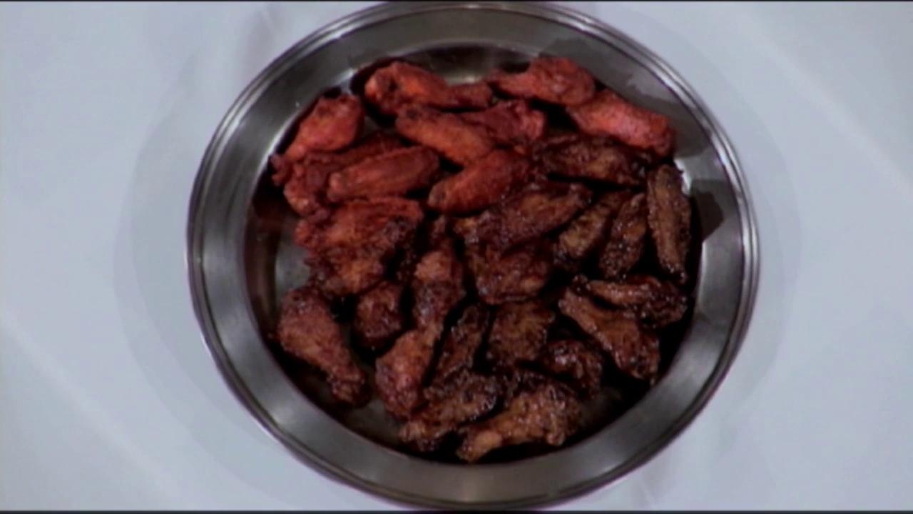 Hell's Kitchen: Chef Ramsay's Chicken Eating Competition