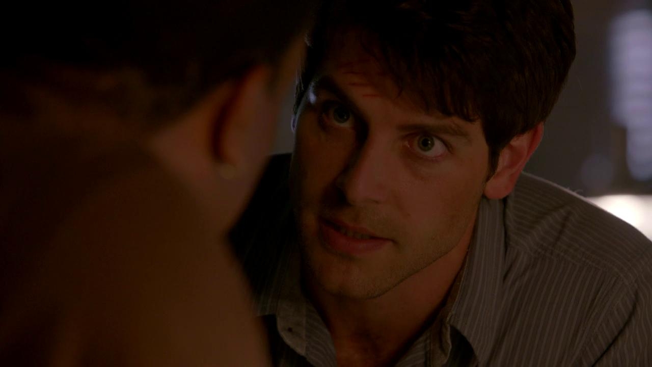 Grimm: Nick Reassures That Hank Is A Good Cop