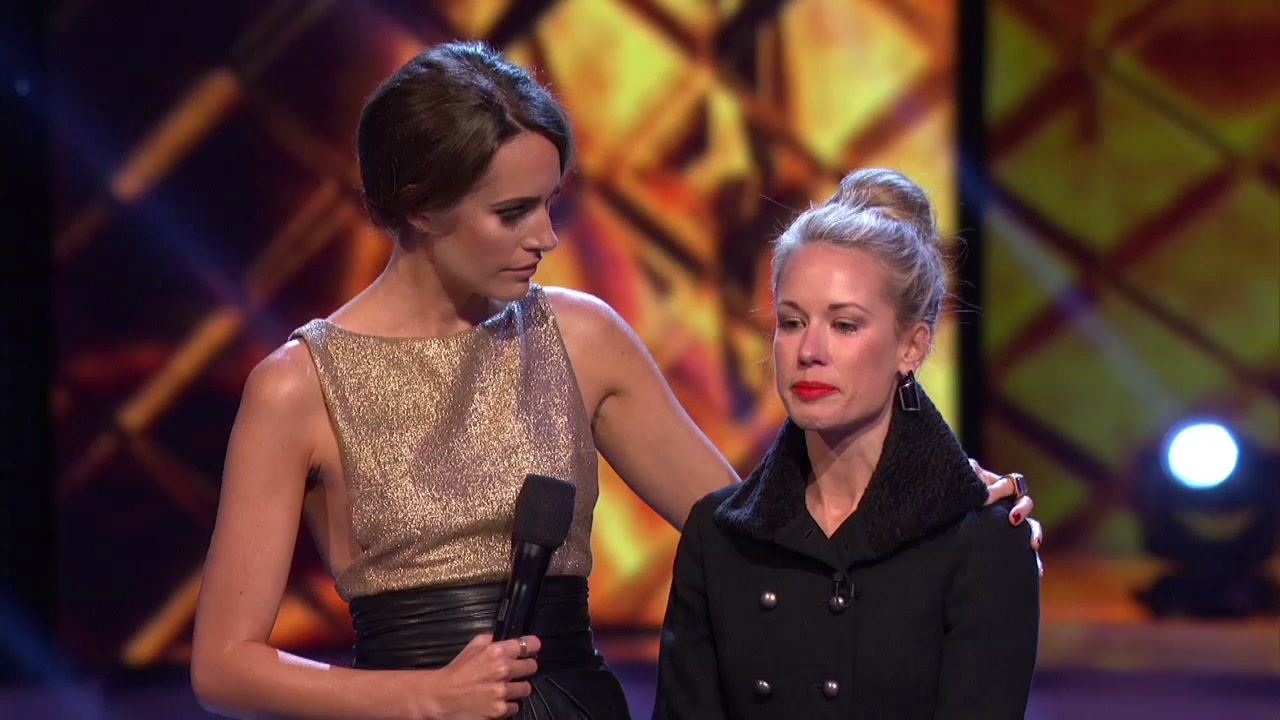 Fashion Star: Hunter Get's Emotional