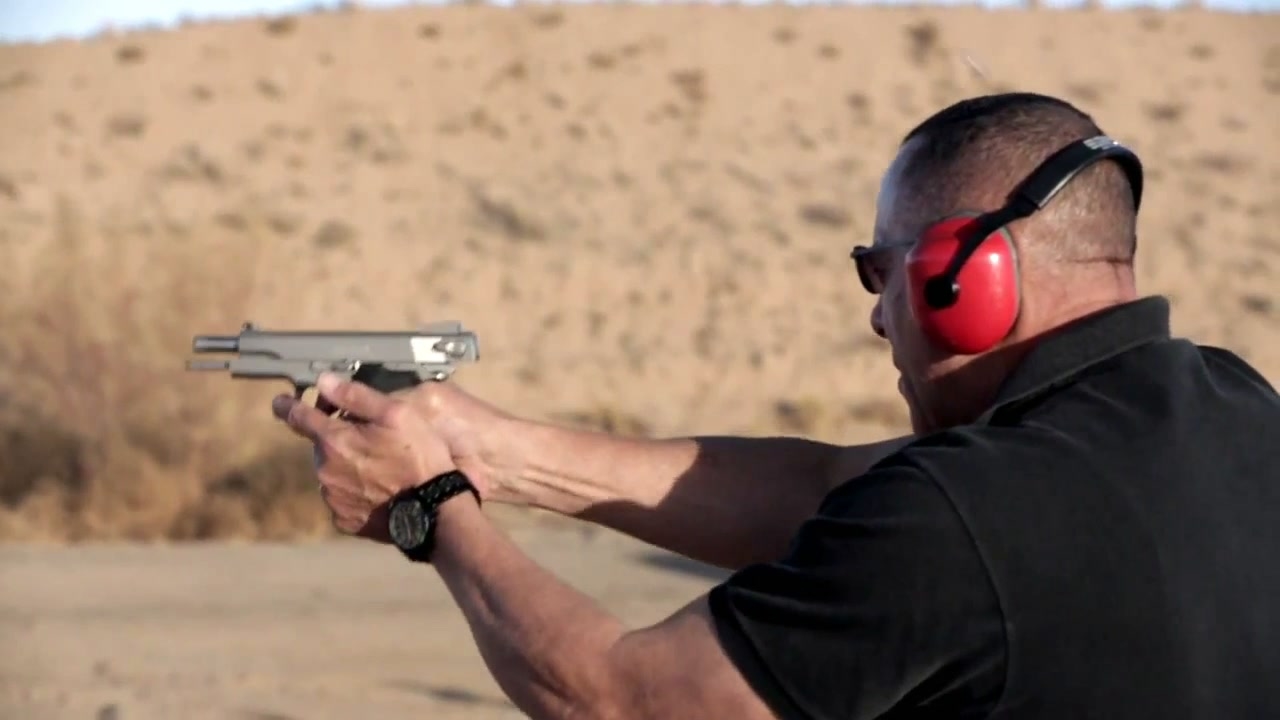 Vice: Gun School/Toxic Iraq