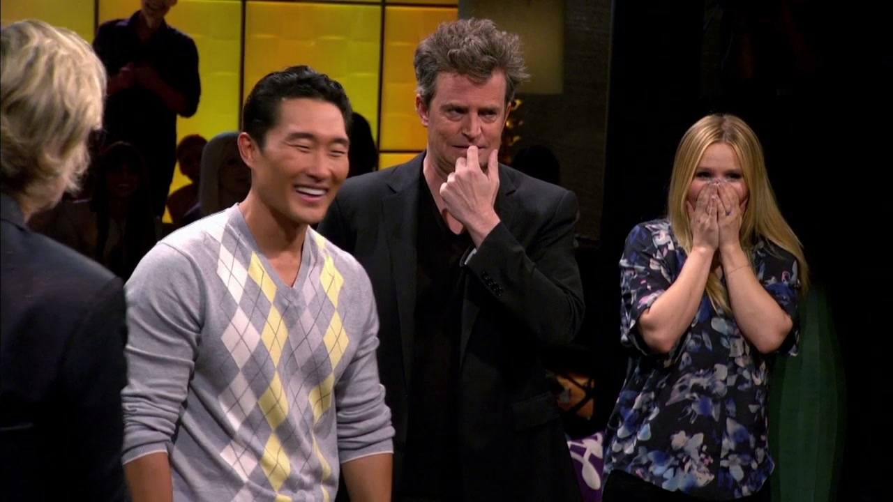Hollywood Game Night: Take A Hint Game