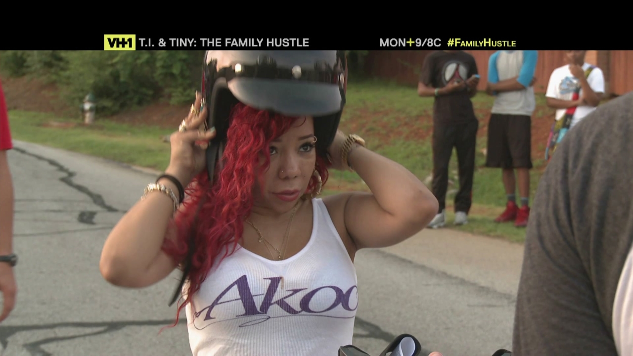 T.I. & Tiny: The Family Hustle Who's the Better Driver?