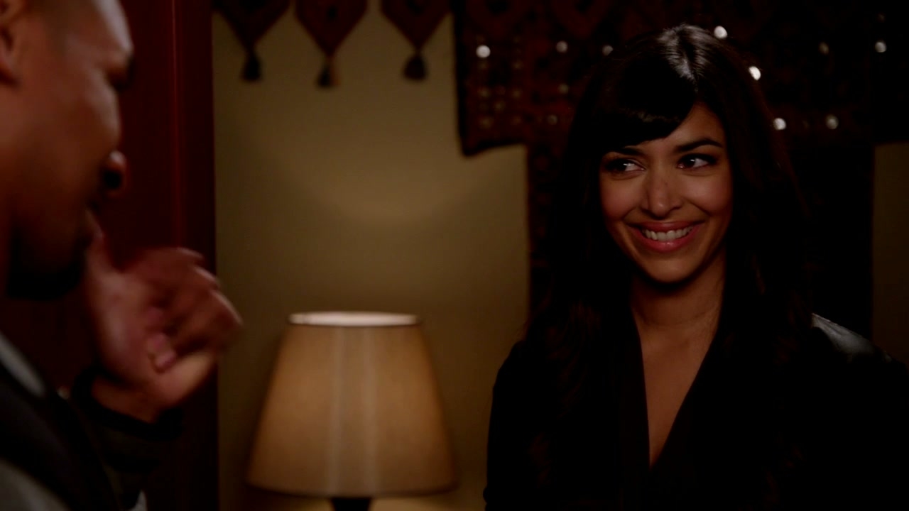New Girl: Coach Picks Cece Up