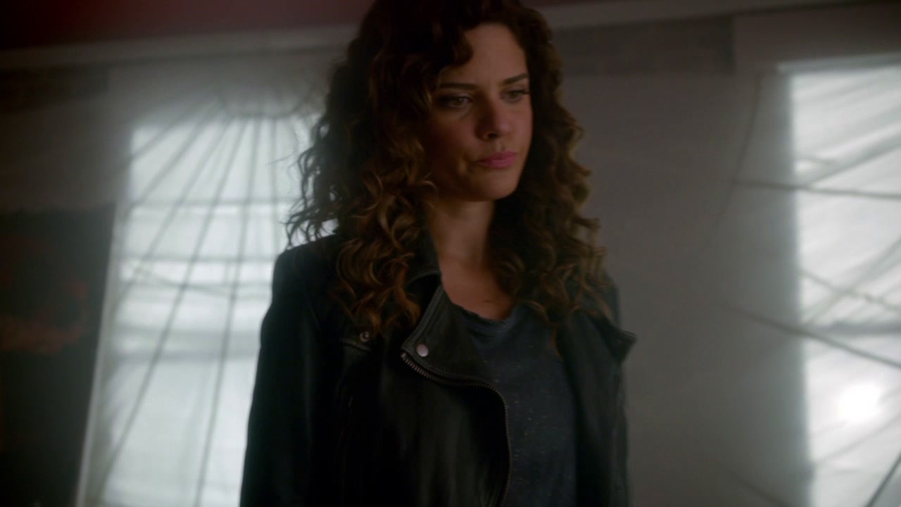 Constantine: Hello Love