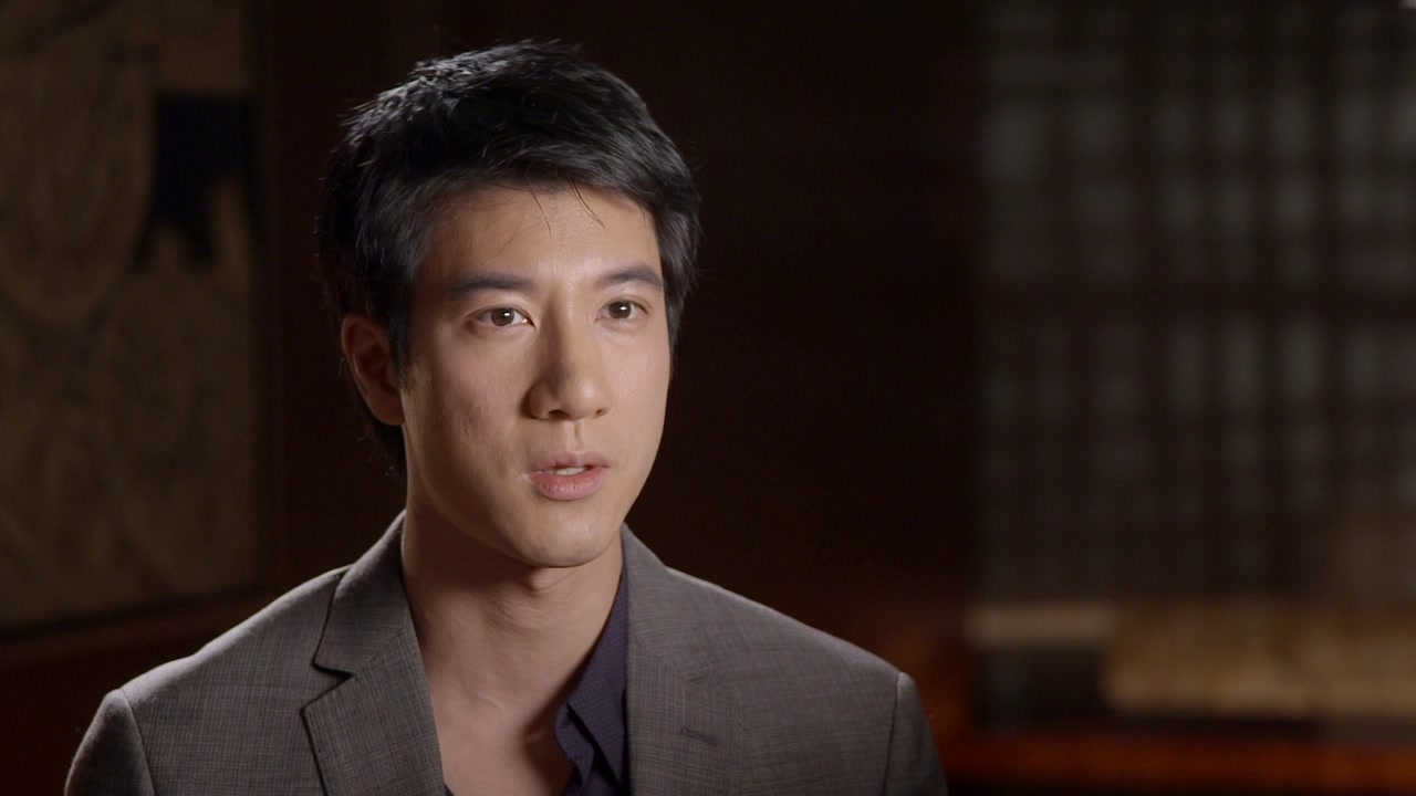 Blackhat: A Look Inside (Feaurette)