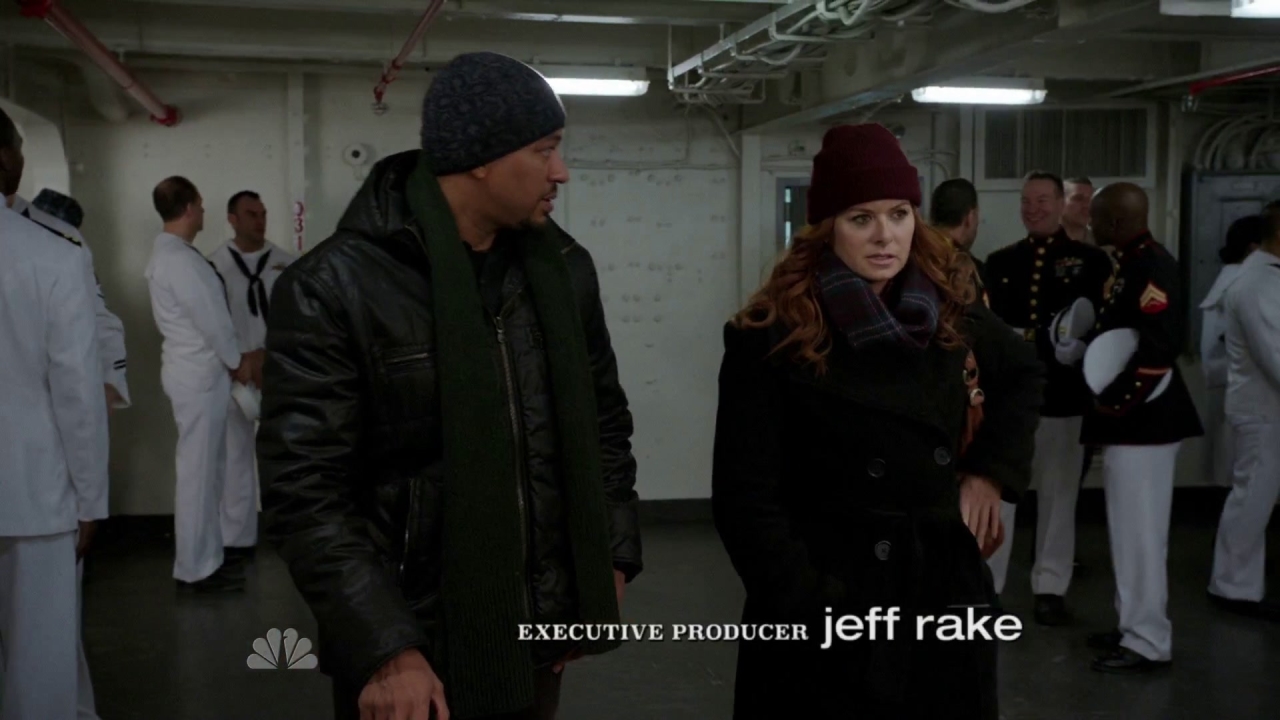 The Mysteries Of Laura: Dock-Blocked At Fleet Week