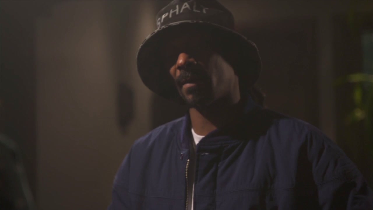 I Can Do That: Snoop Dogg/The Dallas Cowboys Cheerleaders/Tell-A-Vision