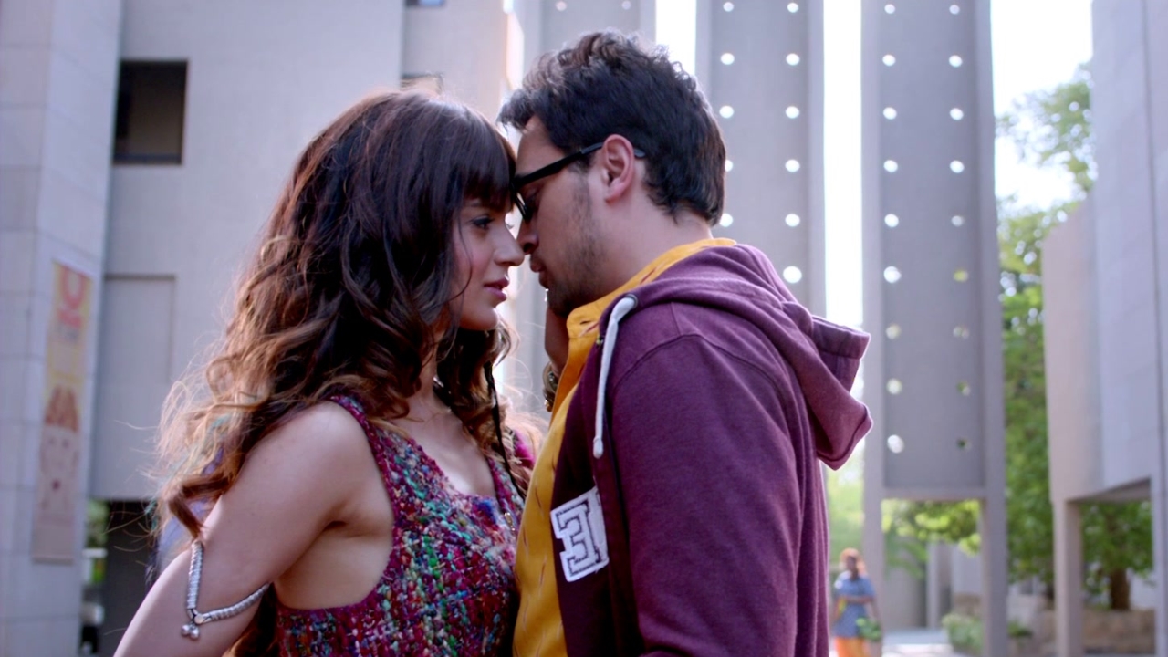 Katti Batti (US)