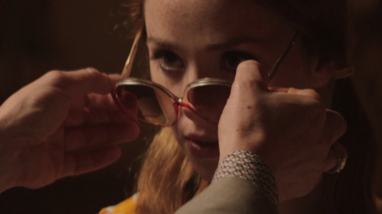 The Lady In The Car With Glasses And A Gun (US)