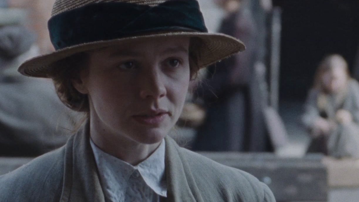Suffragette: Taking George (Featurette)