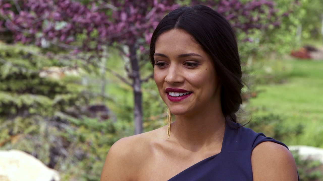 Blood & Oil: Miranda Rae Mayo On Amber Valletta