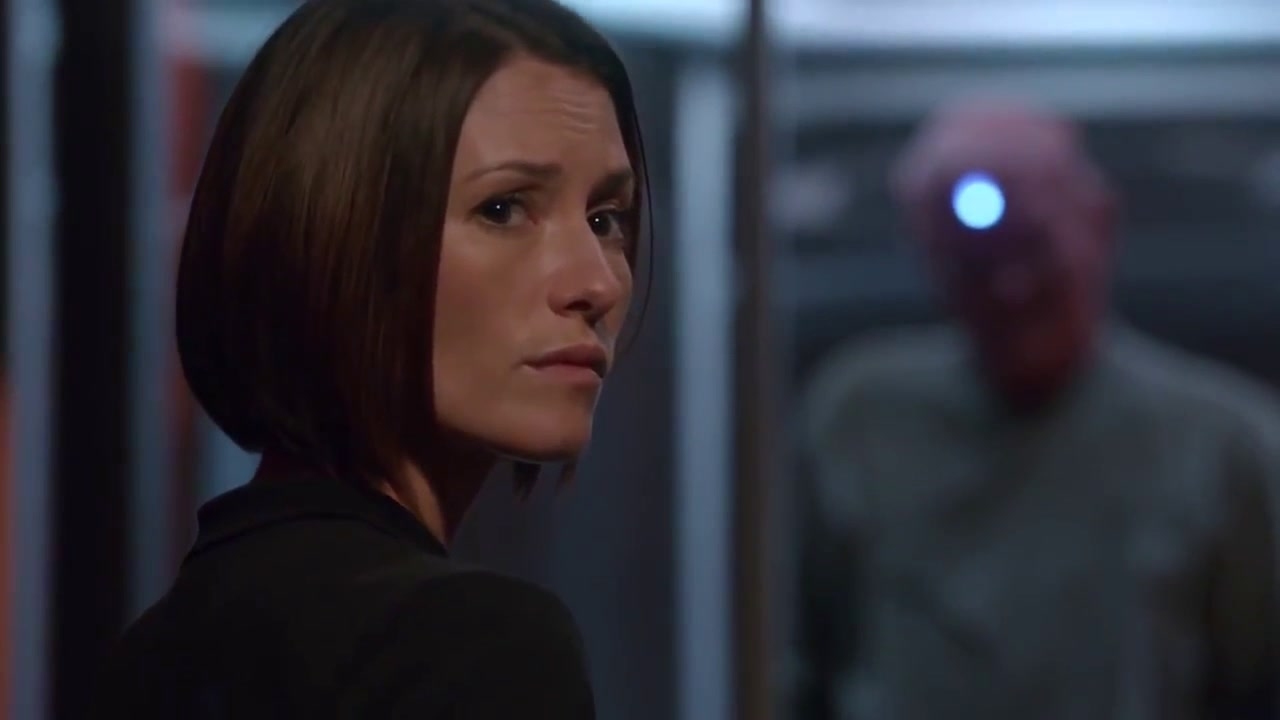 Supergirl: Human For A Day
