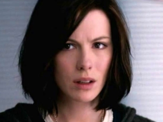 Whiteout Trailer Deutsch